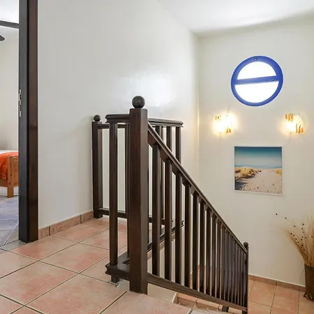 Villa Ruby Lucas Villa *